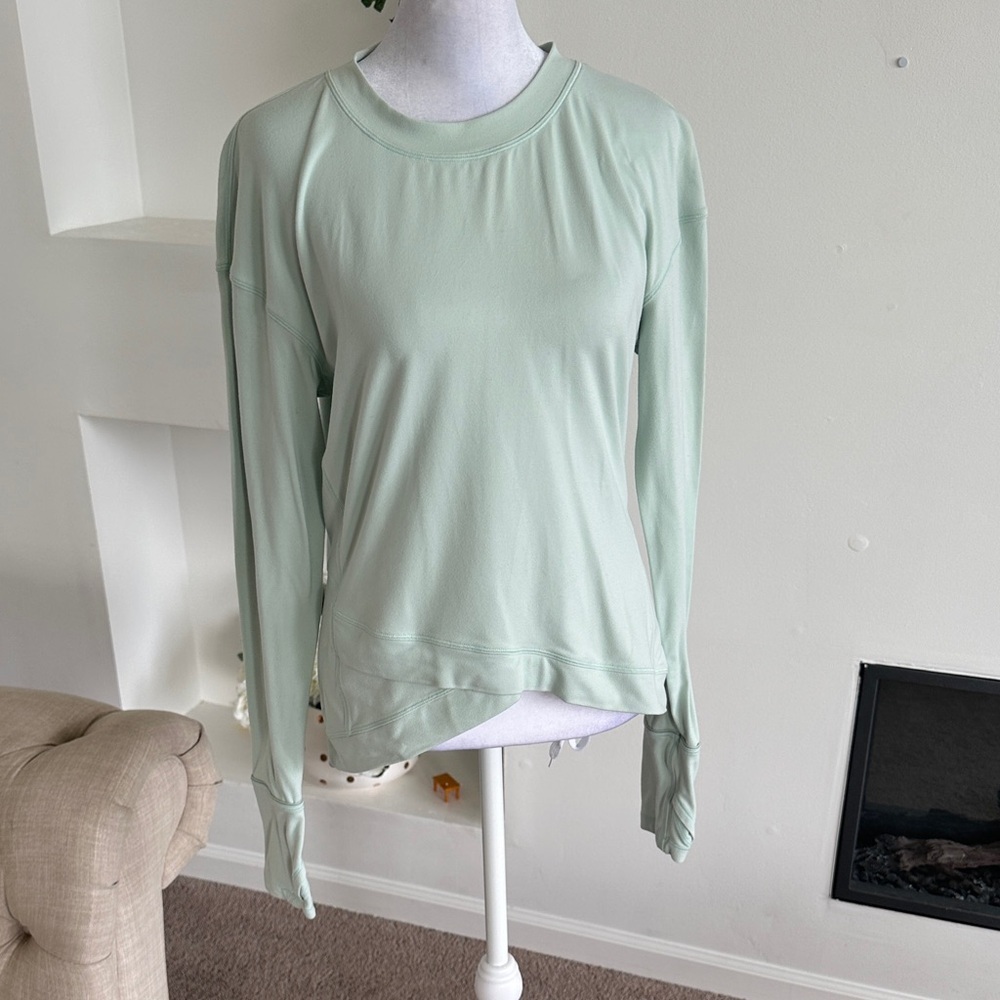 lululemon athletica Mint Green Long Sleeve Crew Top
